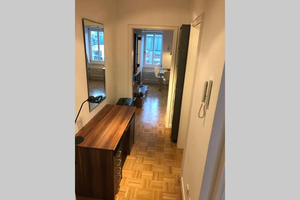 Ferienwohnung Sonnig, modern, zentral mit Parkhaus nebenan checkin123 Wiesbaden Exterior foto